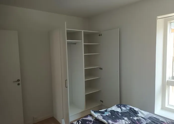 Cozy 15 Min To Center And Airport *